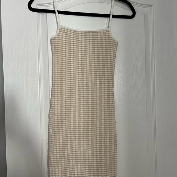 Aritzia jazz dress - Picture 3 of 4